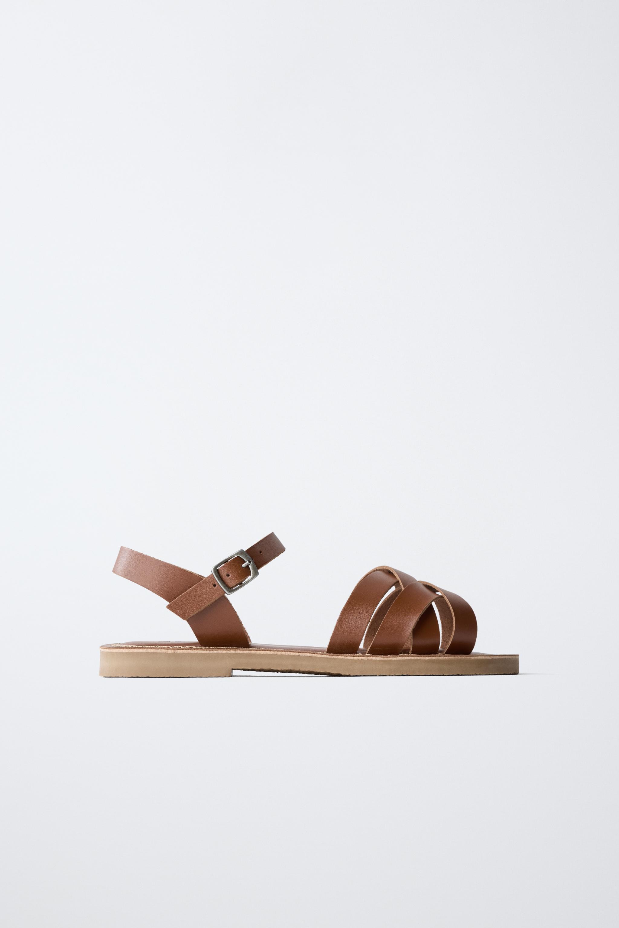 SANDALES À BRIDES EN CUIR
